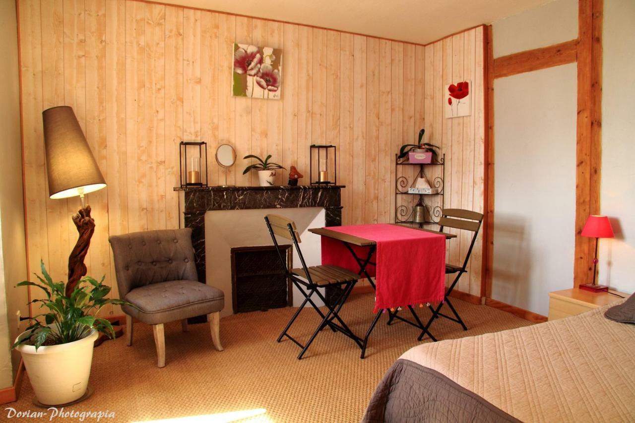 La Pierre Trouee Chambre D'Hotes Châteauneuf-de-Randon Zewnętrze zdjęcie