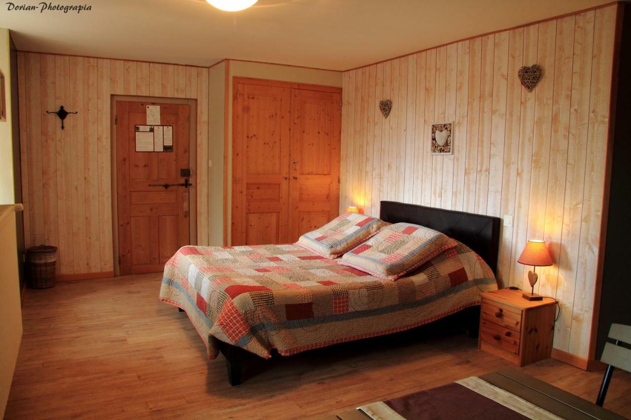 La Pierre Trouee Chambre D'Hotes Châteauneuf-de-Randon Zewnętrze zdjęcie