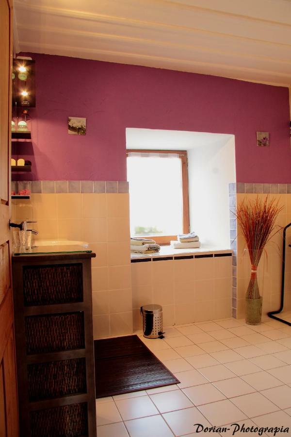 La Pierre Trouee Chambre D'Hotes Châteauneuf-de-Randon Zewnętrze zdjęcie